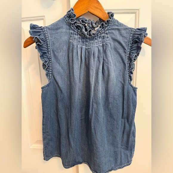 FRAME Ruffle Denim Sleeveless Top in Joanie Size XS - Picture 3 of 10
